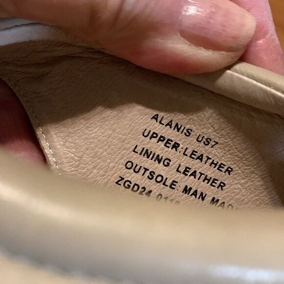 Women's Alanis Size 7 Wedge Sandal cream color - Picture 11 of 11